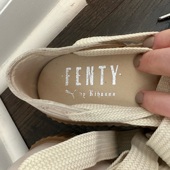 PUMA x FENTY Rihanna Oatmeal Leather Bow Creeper Tie Up Sandals - Picture 7 of 11